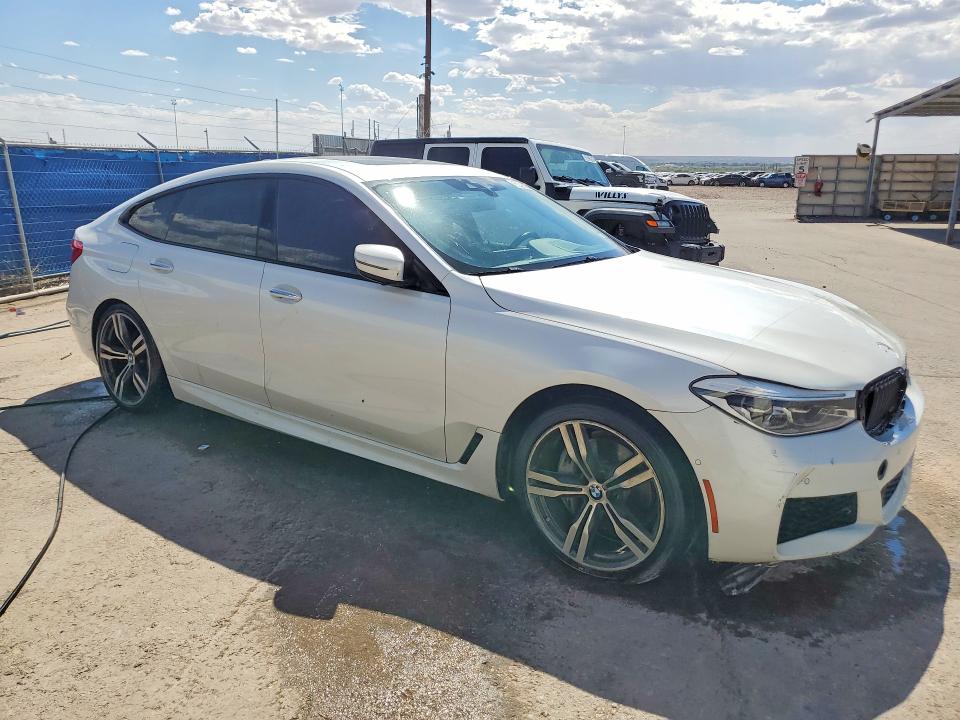 Продаж на аукціоні авто 2018 Bmw 640, vin: WBAJV6C5XJBJ99819, номер лоту: 58489116