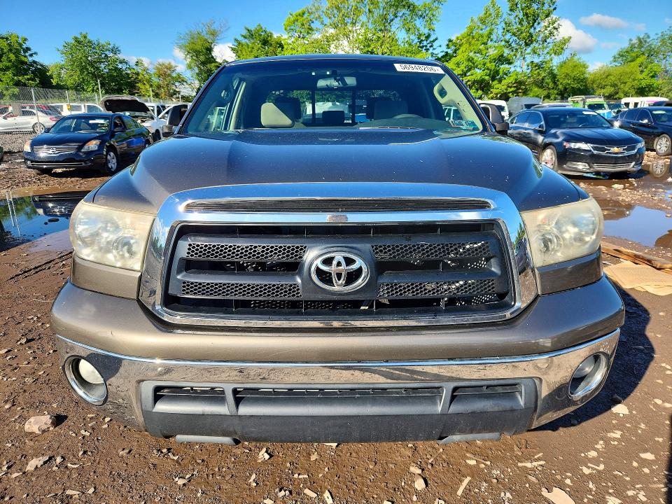 56948206 :رقم المزاد ، 5TFUY5F12AX141149 vin ، 2010 Toyota Tundra مزاد بيع