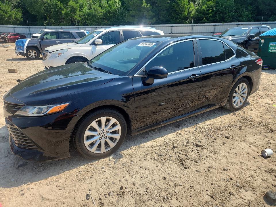 Auction sale of the 2020 Toyota Camry, vin: 4T1C11AK9LU975847, lot number: 59244396