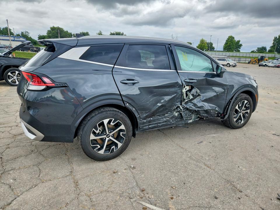 2023 Kia Sportage მანქანა იყიდება აუქციონზე, vin: KNDPVCAG7P7104208, აუქციონის ნომერი: 58514126