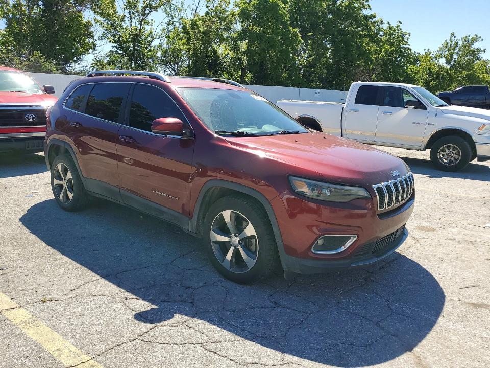 53689246 :رقم المزاد ، 1C4PJLDB6KD302297 vin ، 2019 Jeep Cherokee مزاد بيع