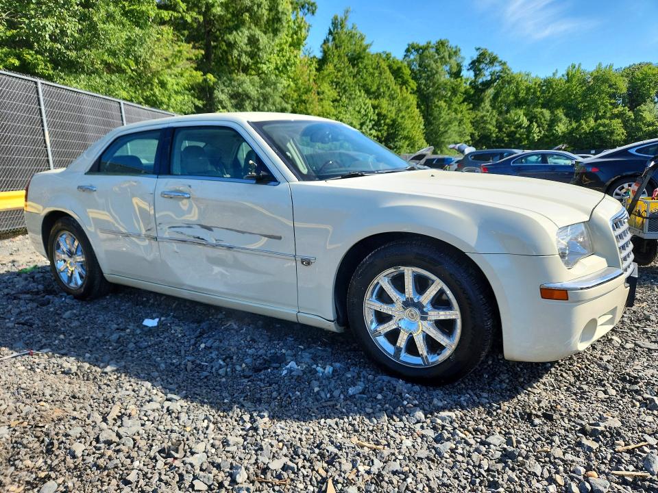 Продажа на аукционе авто 2007 Chrysler 300c, vin: 2C3LA63H87H610186, номер лота: 55904226