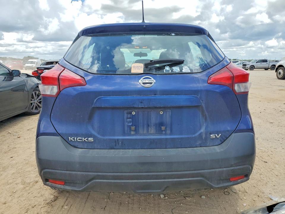 57316716 :رقم المزاد ، 3N1CP5CU0JL543506 vin ، 2018 Nissan Kicks مزاد بيع