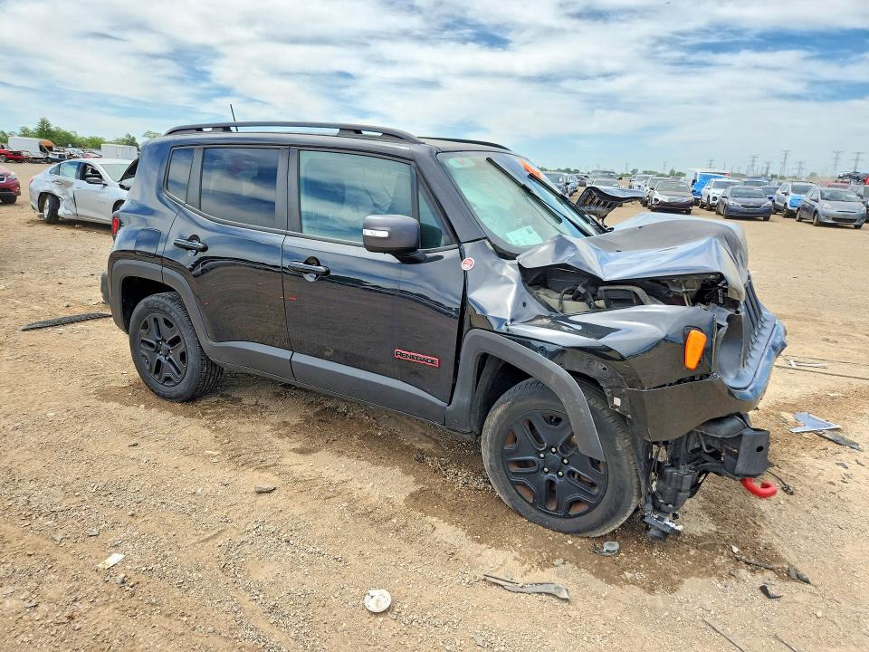 2018 Jeep Renegade მანქანა იყიდება აუქციონზე, vin: ZACCJBCB9JPH98383, აუქციონის ნომერი: 55719686