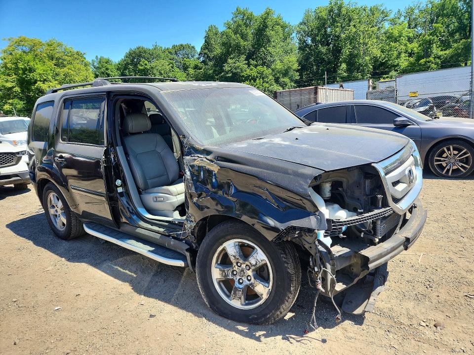 55515226 :رقم المزاد ، 5FNYF4H72BB021785 vin ، 2011 Honda Pilot مزاد بيع