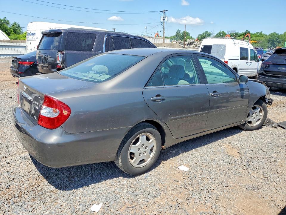 2002 Toyota Camry მანქანა იყიდება აუქციონზე, vin: 4T1BF32KX2U519376, აუქციონის ნომერი: 57362836