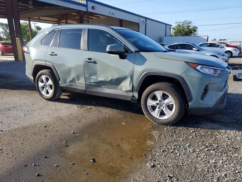 Продаж на аукціоні авто 2021 Toyota Rav4, vin: 2T3W1RFV2MW170814, номер лоту: 58745006