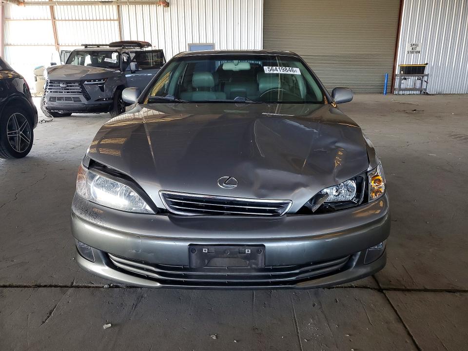 2000 Lexus Es მანქანა იყიდება აუქციონზე, vin: JT8BF28GXY5102777, აუქციონის ნომერი: 56419846