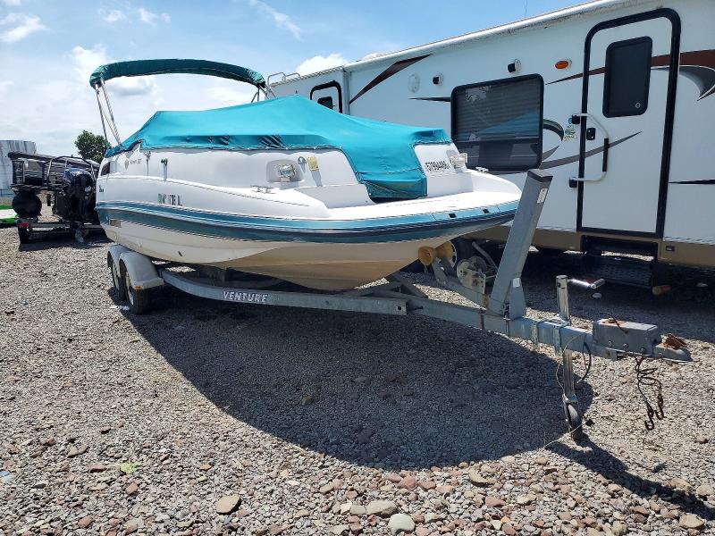 Aukcja sprzedaży 2000 Chaparral 22 Ft., vin: FGBX0511C494, numer aukcji: 57994486