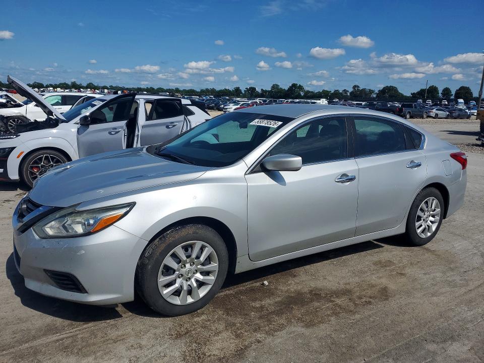 2016 Nissan Altima მანქანა იყიდება აუქციონზე, vin: 1N4AL3APXGN371002, აუქციონის ნომერი: 55878526