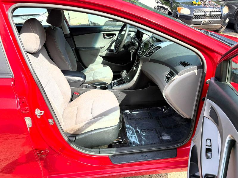 Продажа на аукционе авто 2015 Hyundai Elantra, vin: KMHDH4AE8FU329232, номер лота: 58600546