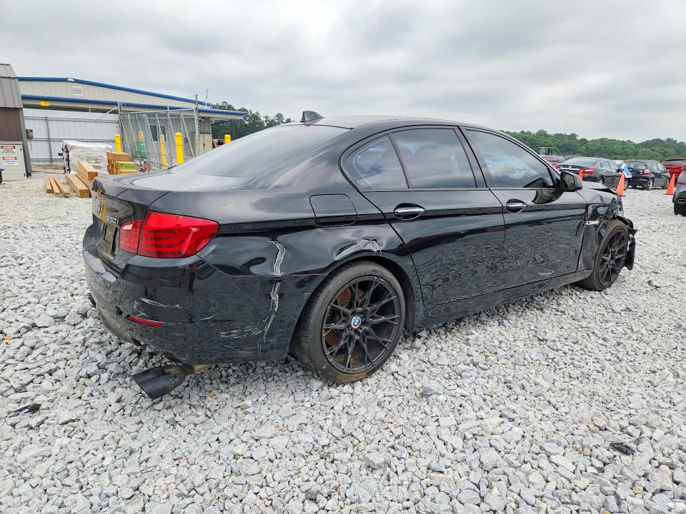 2011 Bmw 550 მანქანა იყიდება აუქციონზე, vin: WBAFR9C52BC270258, აუქციონის ნომერი: 55415436