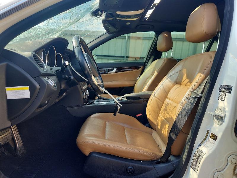 55724896 :رقم المزاد ، WDDGF8AB5EA914845 vin ، 2014 Mercedes-benz C مزاد بيع