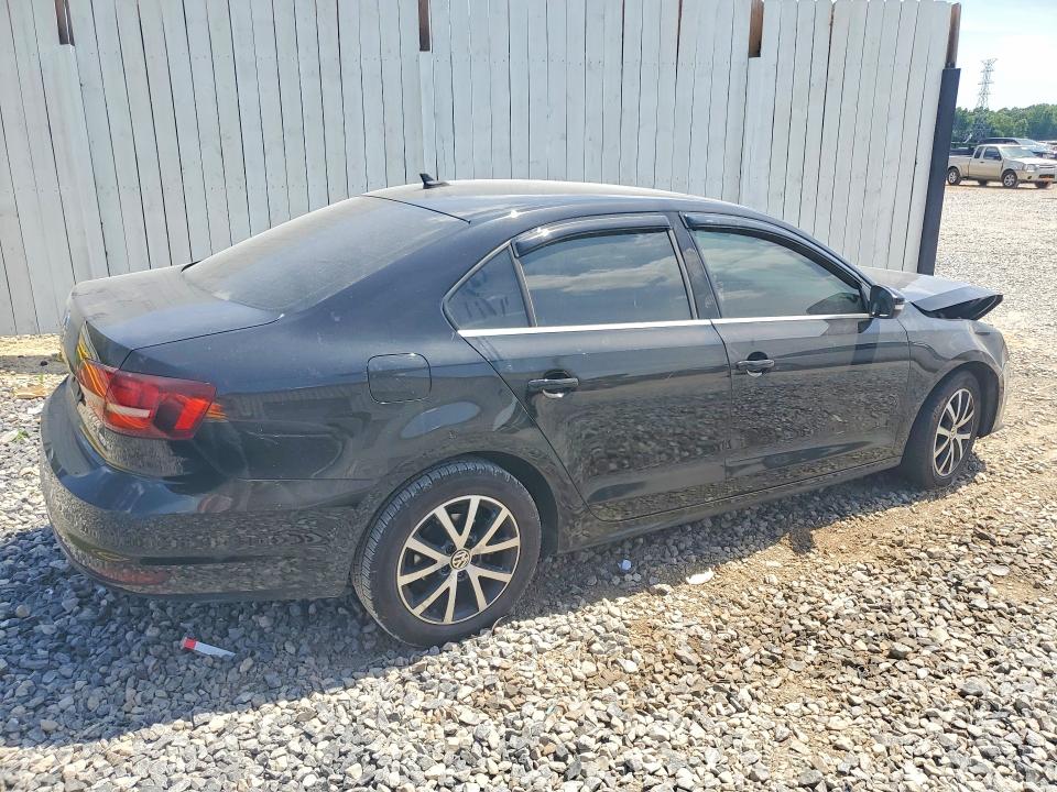 56237286 :رقم المزاد ، 3VWDB7AJ2HM347704 vin ، 2017 Volkswagen Jetta مزاد بيع