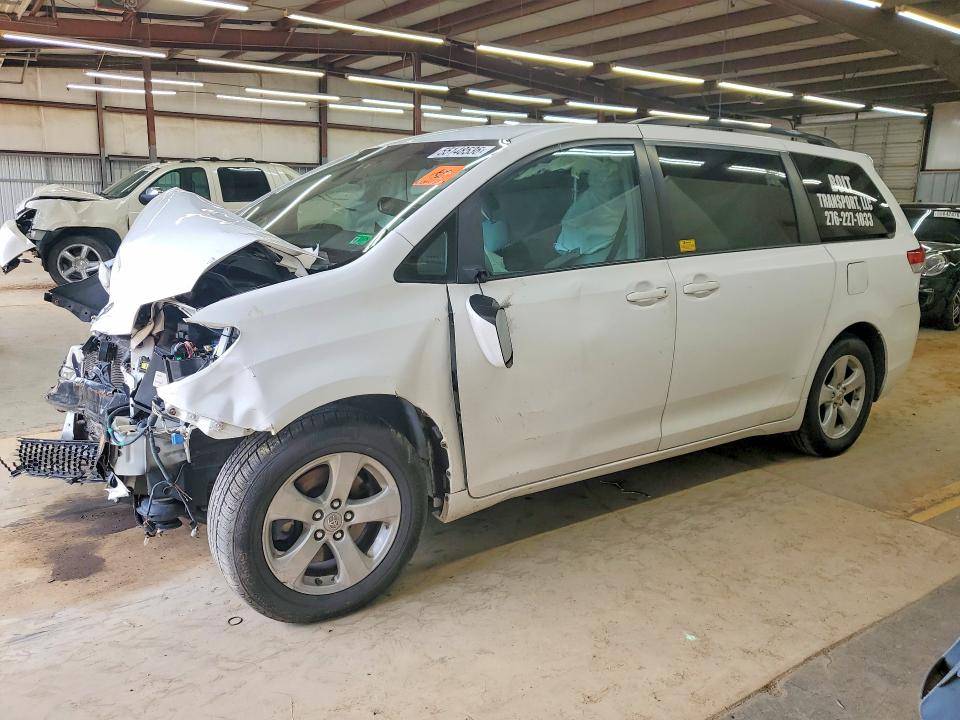 Aukcja sprzedaży 2011 Toyota Sienna, vin: 5TDKK3DC4BS012323, numer aukcji: 55148536