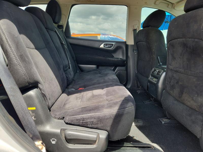 57906106 :رقم المزاد ، 5N1AR2MN1GC617570 vin ، 2016 Nissan Pathfinder مزاد بيع
