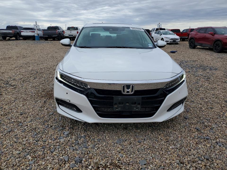 2019 Honda Accord მანქანა იყიდება აუქციონზე, vin: 1HGCV2F95KA015964, აუქციონის ნომერი: 56040096