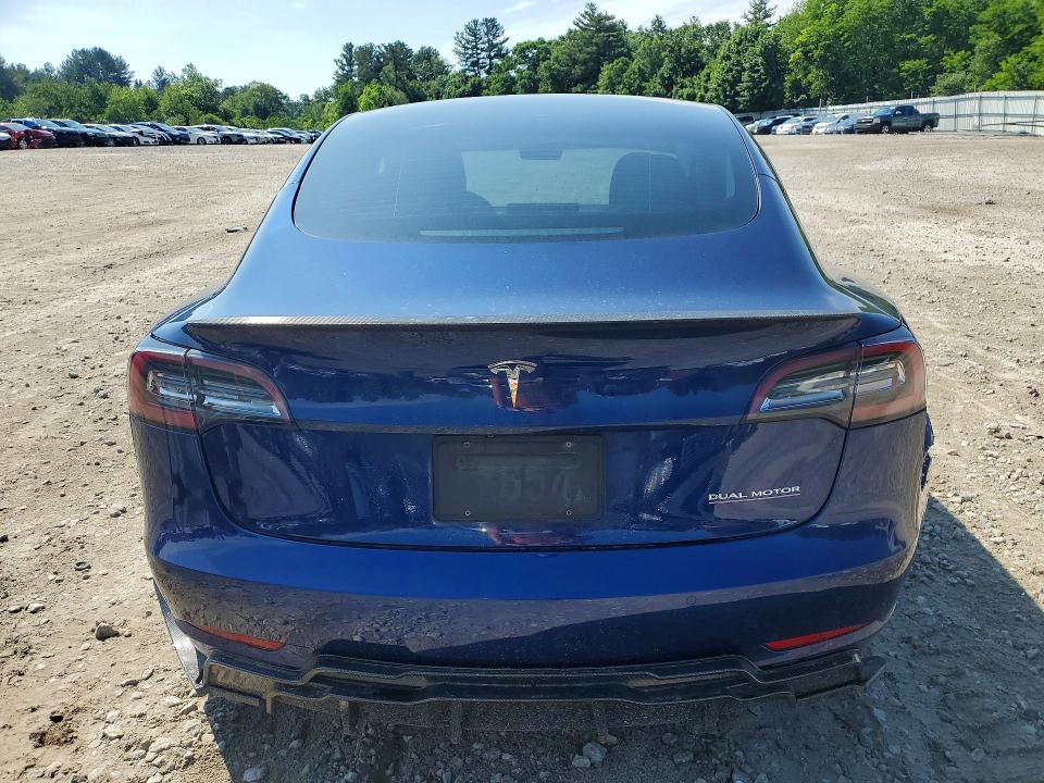 57063856 :رقم المزاد ، 5YJ3E1EC3NF198329 vin ، 2022 Tesla Model 3 مزاد بيع