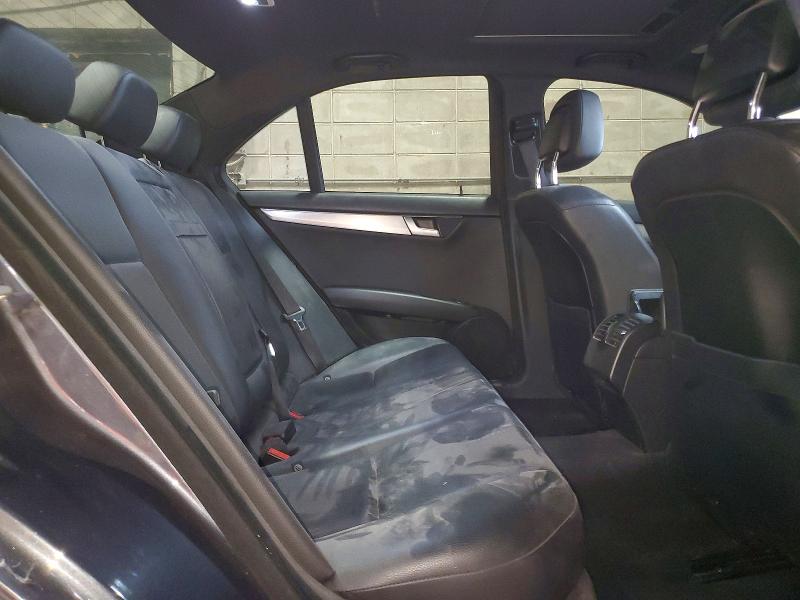 2014 Mercedes-benz C მანქანა იყიდება აუქციონზე, vin: WDDGF8AB6EG217035, აუქციონის ნომერი: 57363236