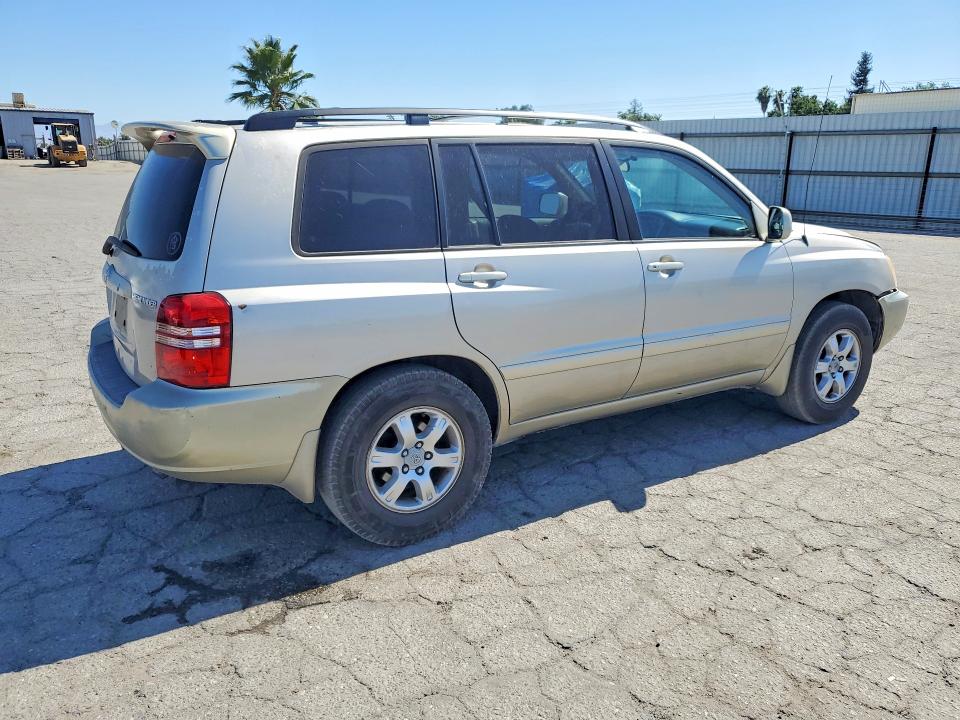 57929706 :رقم المزاد ، JTEGF21AX20048815 vin ، 2002 Toyota Highlander مزاد بيع