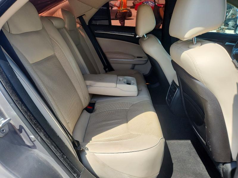 55474256 :رقم المزاد ، 2C3CCAEG8GH127914 vin ، 2016 Chrysler 300c مزاد بيع