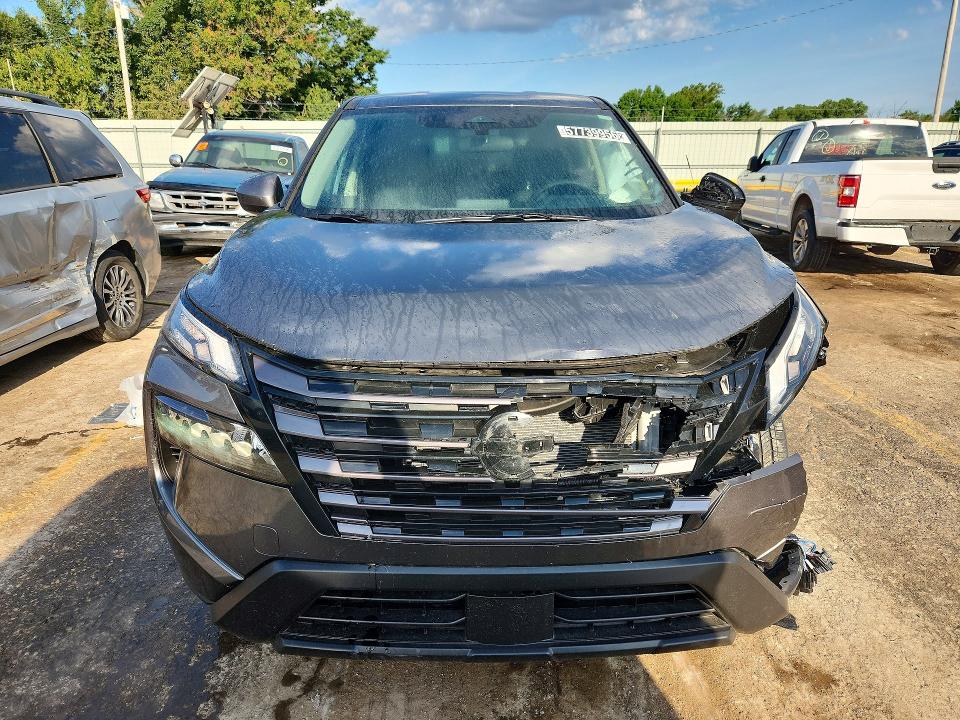 57739956 :رقم المزاد ، 5N1BT3BA1TC746429 vin ، 2026 Nissan Rogue مزاد بيع