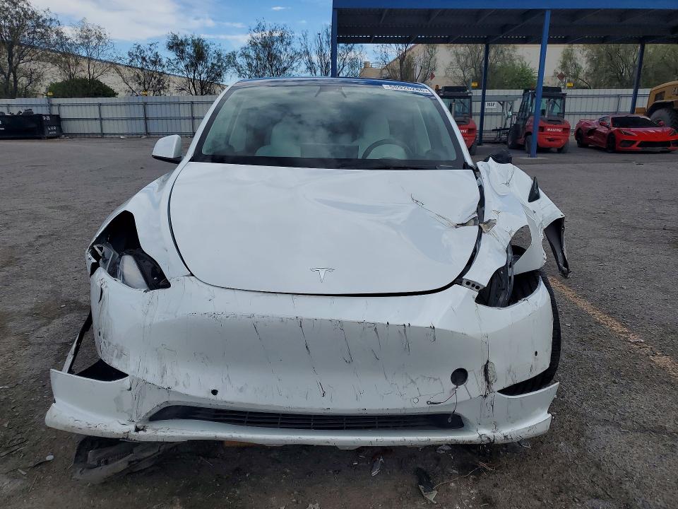 58926286 :رقم المزاد ، 7SAYGDEF8NF489990 vin ، 2022 Tesla Model Y مزاد بيع