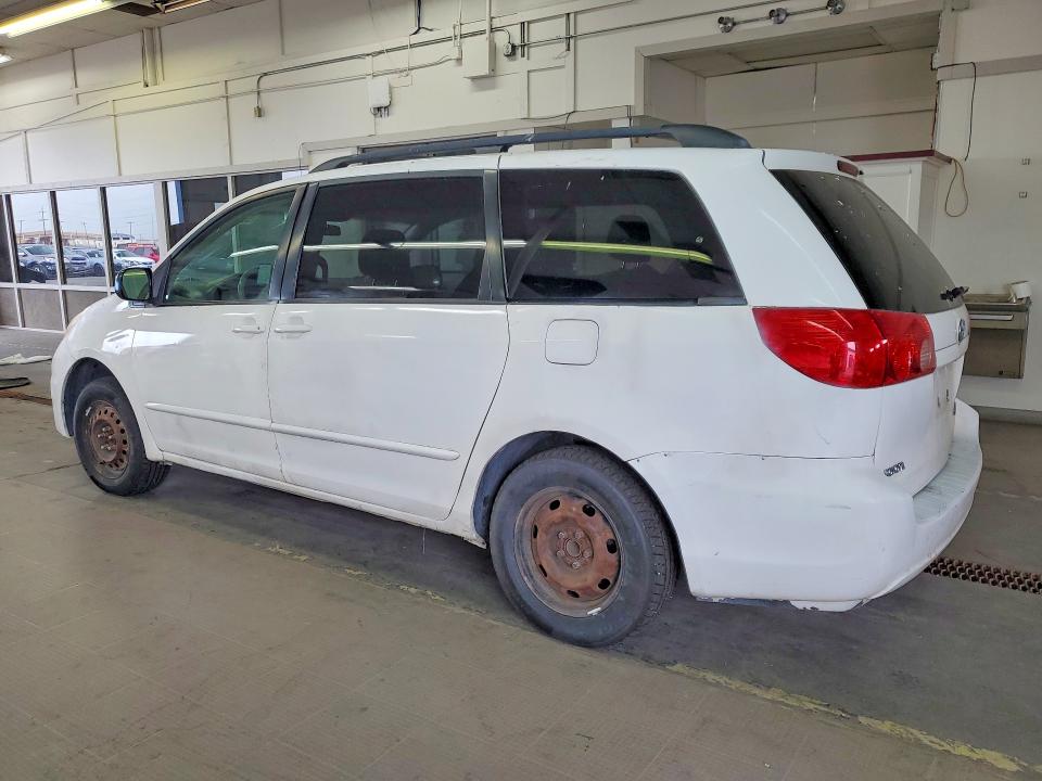 Продаж на аукціоні авто 2010 Toyota Sienna, vin: 5TDKK4CC0AS303584, номер лоту: 58843216