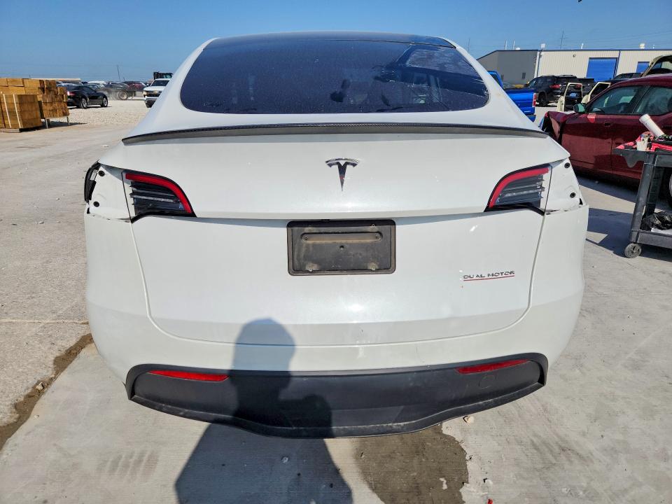 2023 Tesla Model Y მანქანა იყიდება აუქციონზე, vin: 7SAYGDEF2PF595872, აუქციონის ნომერი: 58411126