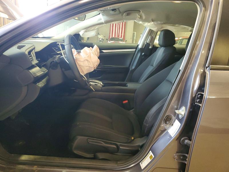 57614656 :رقم المزاد ، 2HGFC2F51HH565883 vin ، 2017 Honda Civic مزاد بيع