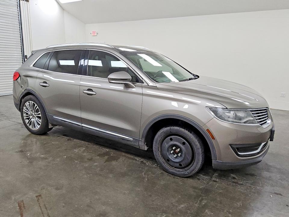 57042946 :رقم المزاد ، 2LMPJ6LR1HBL51311 vin ، 2017 Lincoln Mkx مزاد بيع