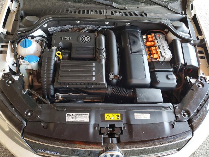 58752346 :رقم المزاد ، 3VW637AJ4FM407534 vin ، 2015 Volkswagen Jetta مزاد بيع