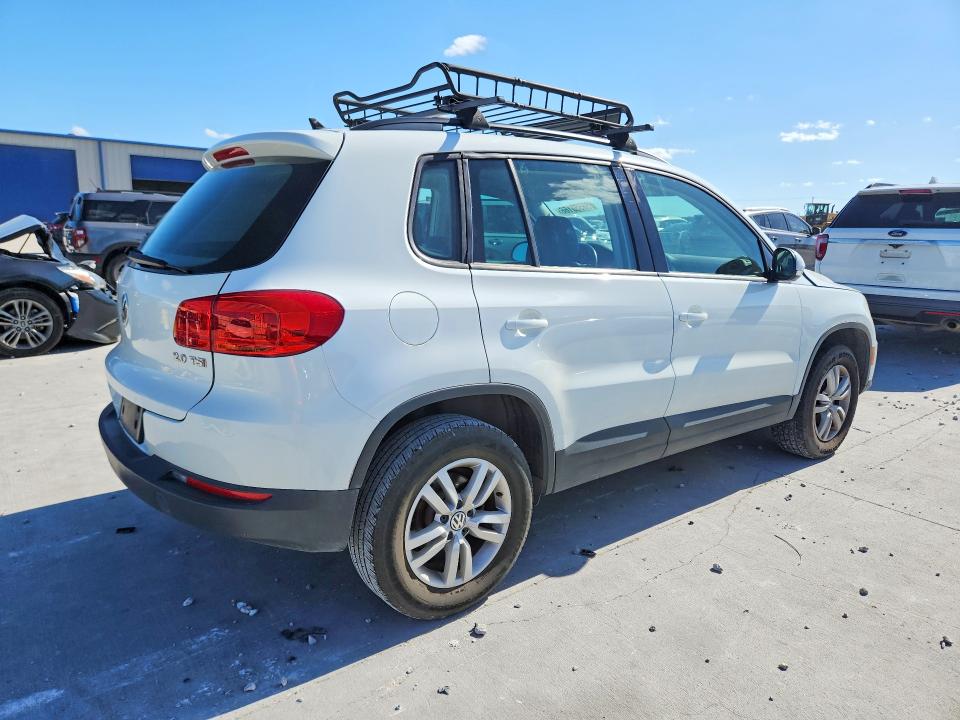 Продажа на аукционе авто 2017 Volkswagen Tiguan, vin: WVGAV7AX0HK038480, номер лота: 56550166