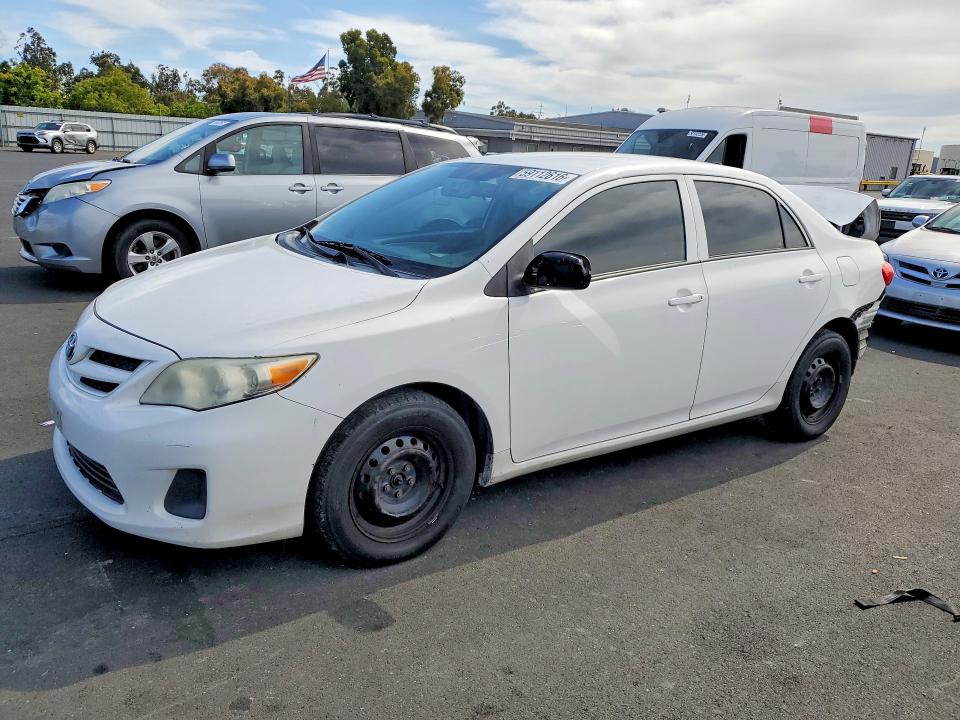 Продаж на аукціоні авто 2013 Toyota Corolla, vin: 2T1BU4EE3DC008775, номер лоту: 59112616
