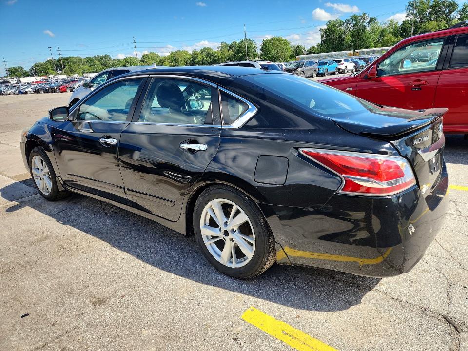 2015 Nissan Altima მანქანა იყიდება აუქციონზე, vin: 1N4AL3AP2FN893993, აუქციონის ნომერი: 57894306