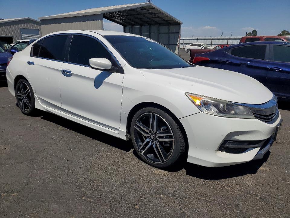 Продажа на аукционе авто 2017 Honda Accord, vin: 1HGCR2F17HA300236, номер лота: 57353296