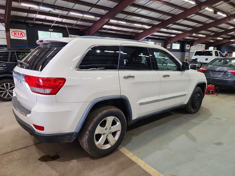 2011 Jeep Grand Cherokee მანქანა იყიდება აუქციონზე, vin: 1J4RR5GG2BC723308, აუქციონის ნომერი: 58943746