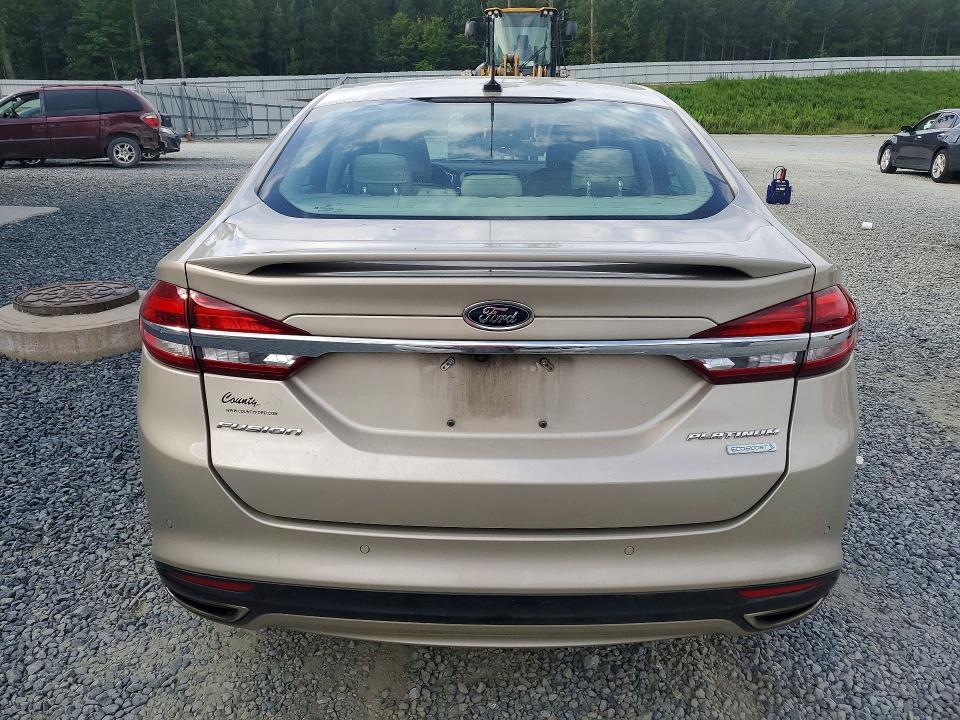 2018 Ford Fusion მანქანა იყიდება აუქციონზე, vin: 3FA6P0K91JR106904, აუქციონის ნომერი: 57942526