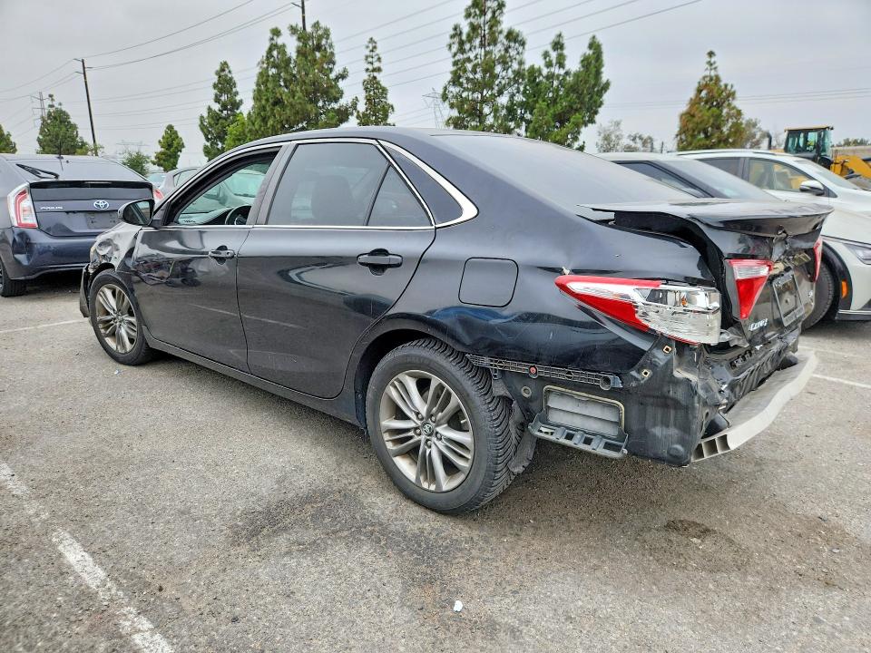56535916 :رقم المزاد ، 4T1BF1FK1HU316254 vin ، 2017 Toyota Camry مزاد بيع
