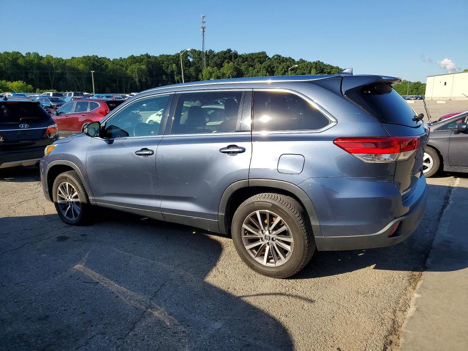 57438506 :رقم المزاد ، 5TDKZRFH9KS297768 vin ، 2019 Toyota Highlander مزاد بيع