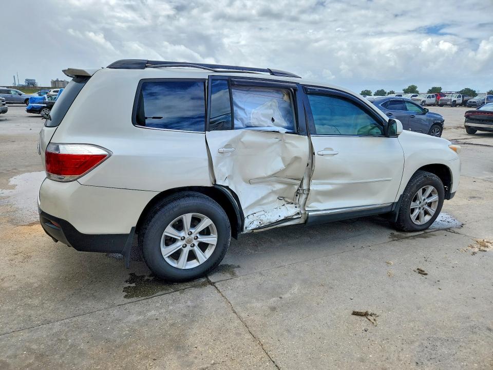 Продажа на аукционе авто 2013 Toyota Highlander, vin: 5TDZK3EH6DS118381, номер лота: 55892266