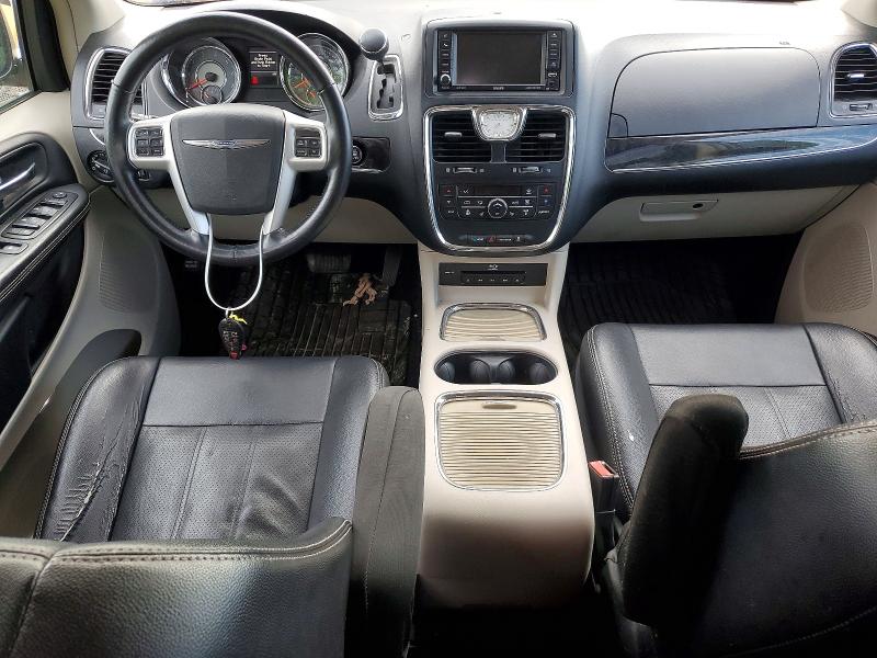 57267996 :رقم المزاد ، 2C4RC1CG8FR636600 vin ، 2015 Chrysler Town & Country مزاد بيع