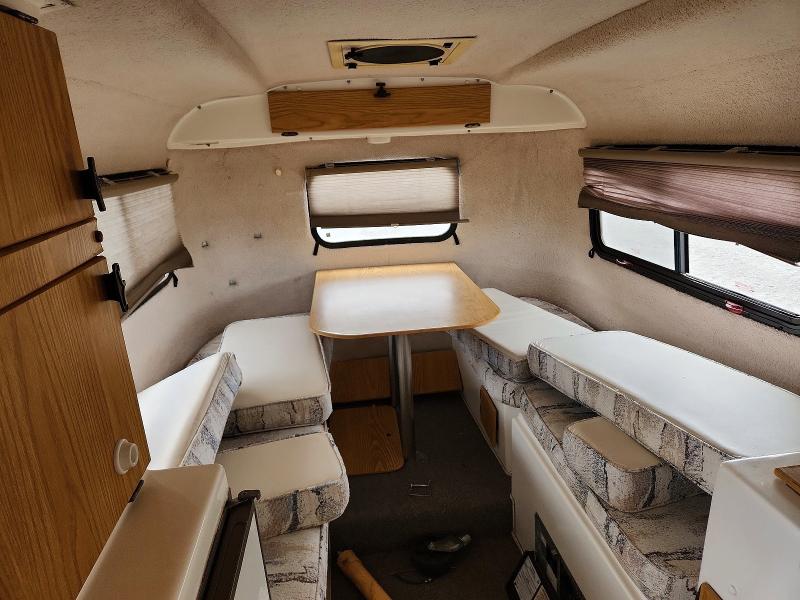57512296 :رقم المزاد ، 1C9TB161311213365 vin ، 2001 Casita Unknown مزاد بيع
