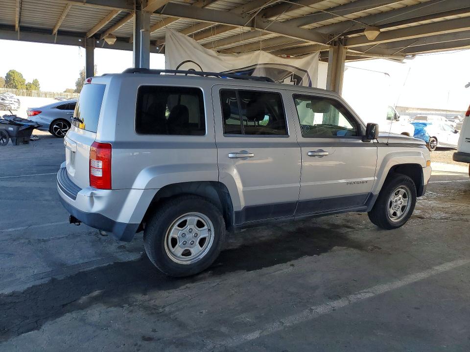 59198106 :رقم المزاد ، 1C4NJRBB8ED511462 vin ، 2014 Jeep Patriot مزاد بيع