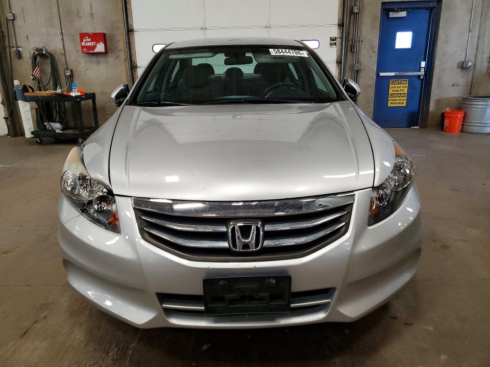 2011 Honda Accord მანქანა იყიდება აუქციონზე, vin: 1HGCP2F35BA121692, აუქციონის ნომერი: 58444786