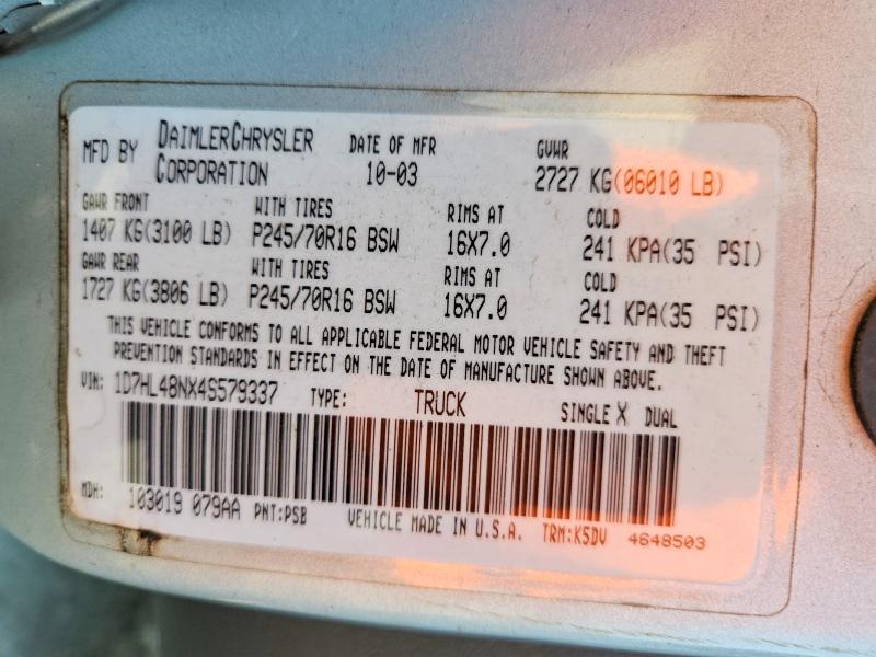 58684606 :رقم المزاد ، 1D7HL48NX4S579337 vin ، 2004 Dodge Dakota مزاد بيع