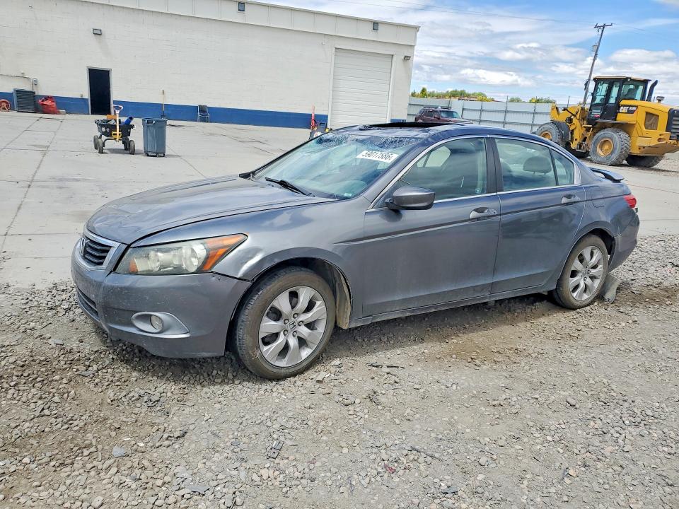 59017586 :رقم المزاد ، 1HGCP26898A001902 vin ، 2008 Honda Accord مزاد بيع