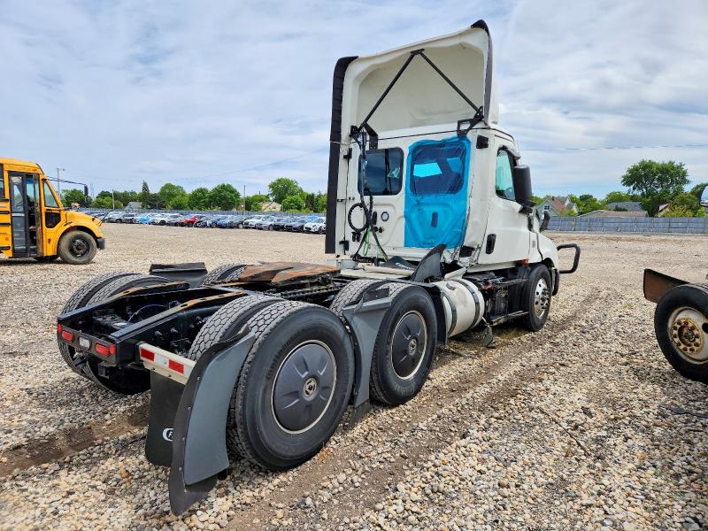 2025 Freightliner Cascadia 126 მანქანა იყიდება აუქციონზე, vin: 1FUJHLDV9SLVP2070, აუქციონის ნომერი: 54720076