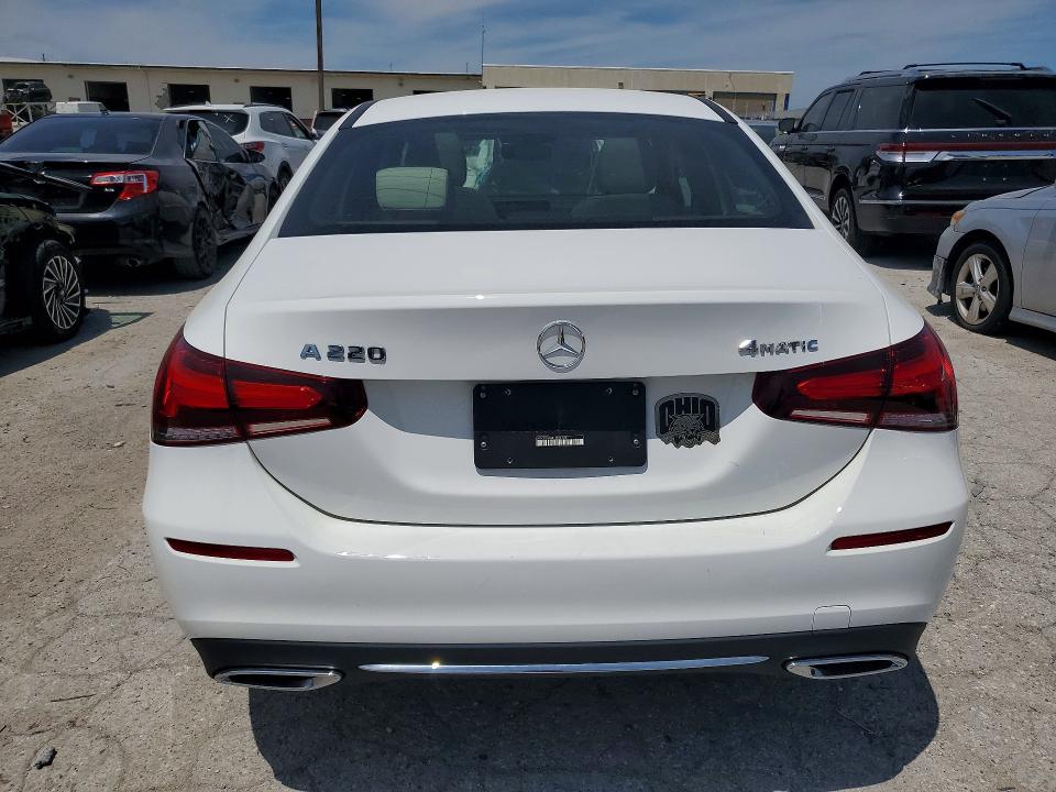 54284336 :رقم المزاد ، W1K3G4FB4LJ224126 vin ، 2020 Mercedes-benz A مزاد بيع