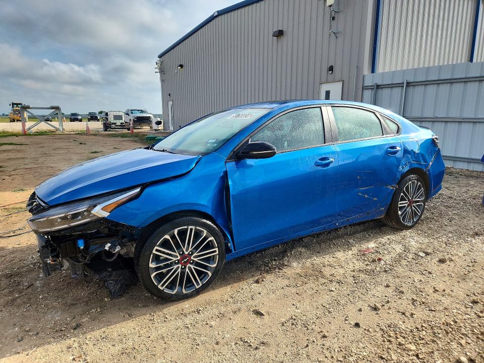55769036 :رقم المزاد ، 3KPF44AC7PE618335 vin ، 2023 Kia Forte مزاد بيع